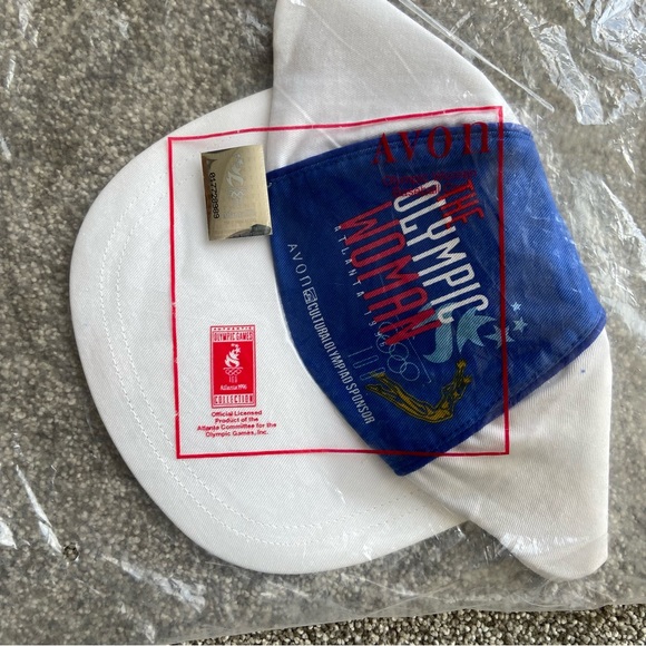 1996 THE OLYMPIC WOMAN ATLANTA 1996 NWT VINTAGE SNAPBACK HAT - Picture 2 of 4